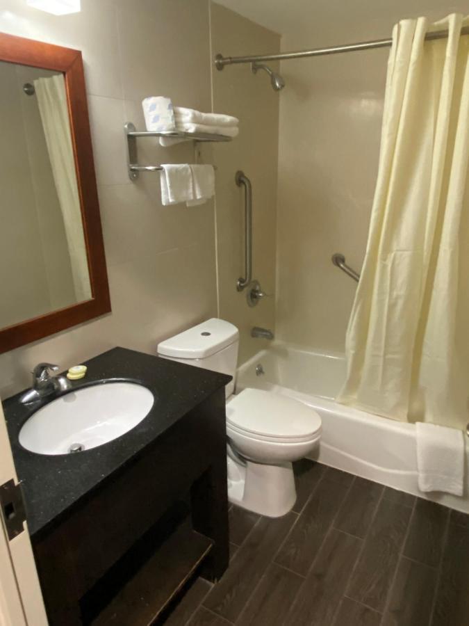 Hotel Jamaica Plaza New York Luaran gambar